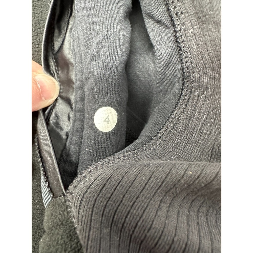 LULULEMON Post Chaturanga 1/2 Zip Pullover Sweatshirt Fleece‎ Jacket Black Sz 4 - Picture 9 of 14